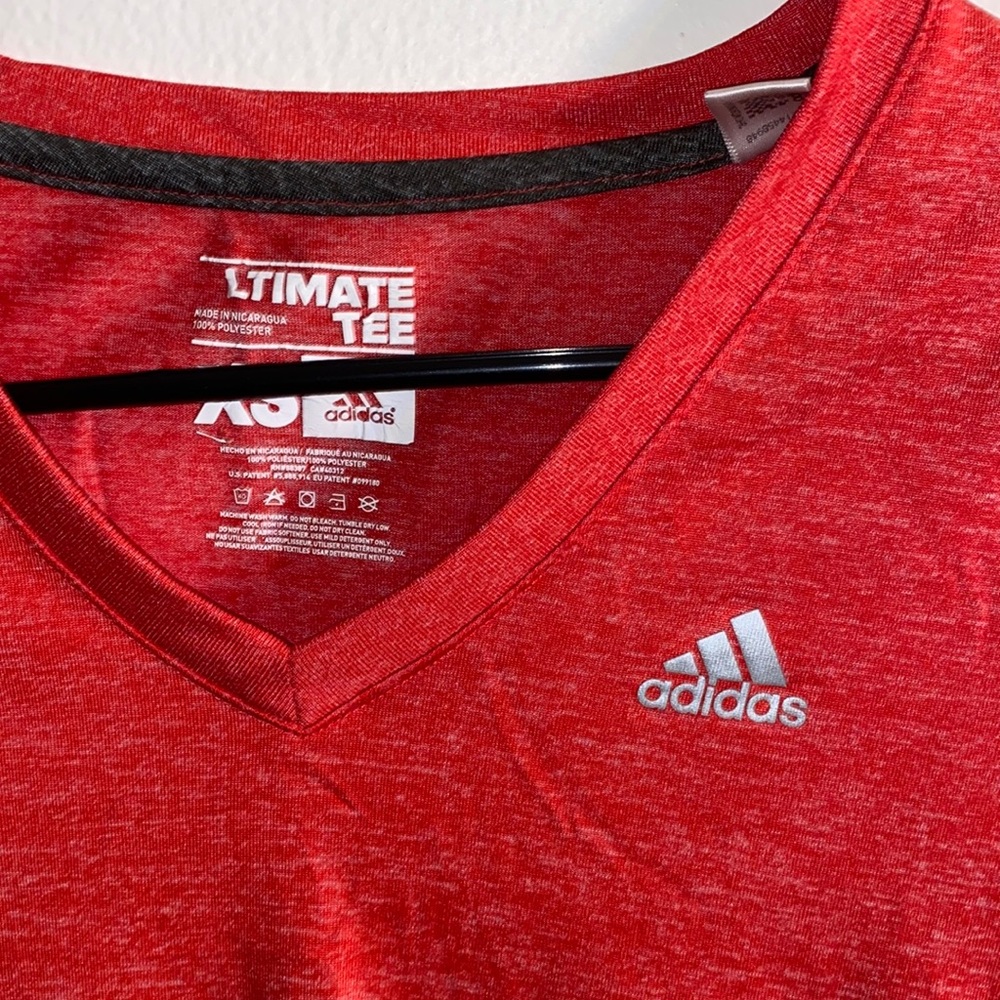 Athletic shirt - Picture 2 of 4